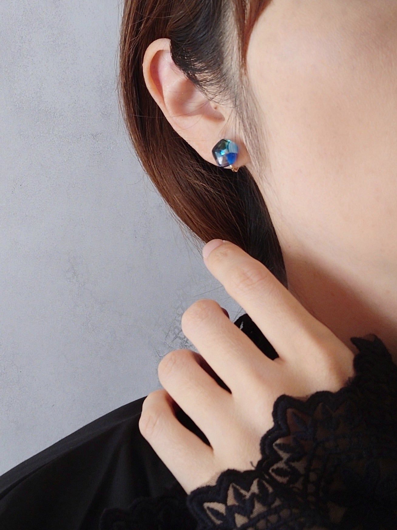 『夜花』mosaic flower ガラスのピアス / イヤリング