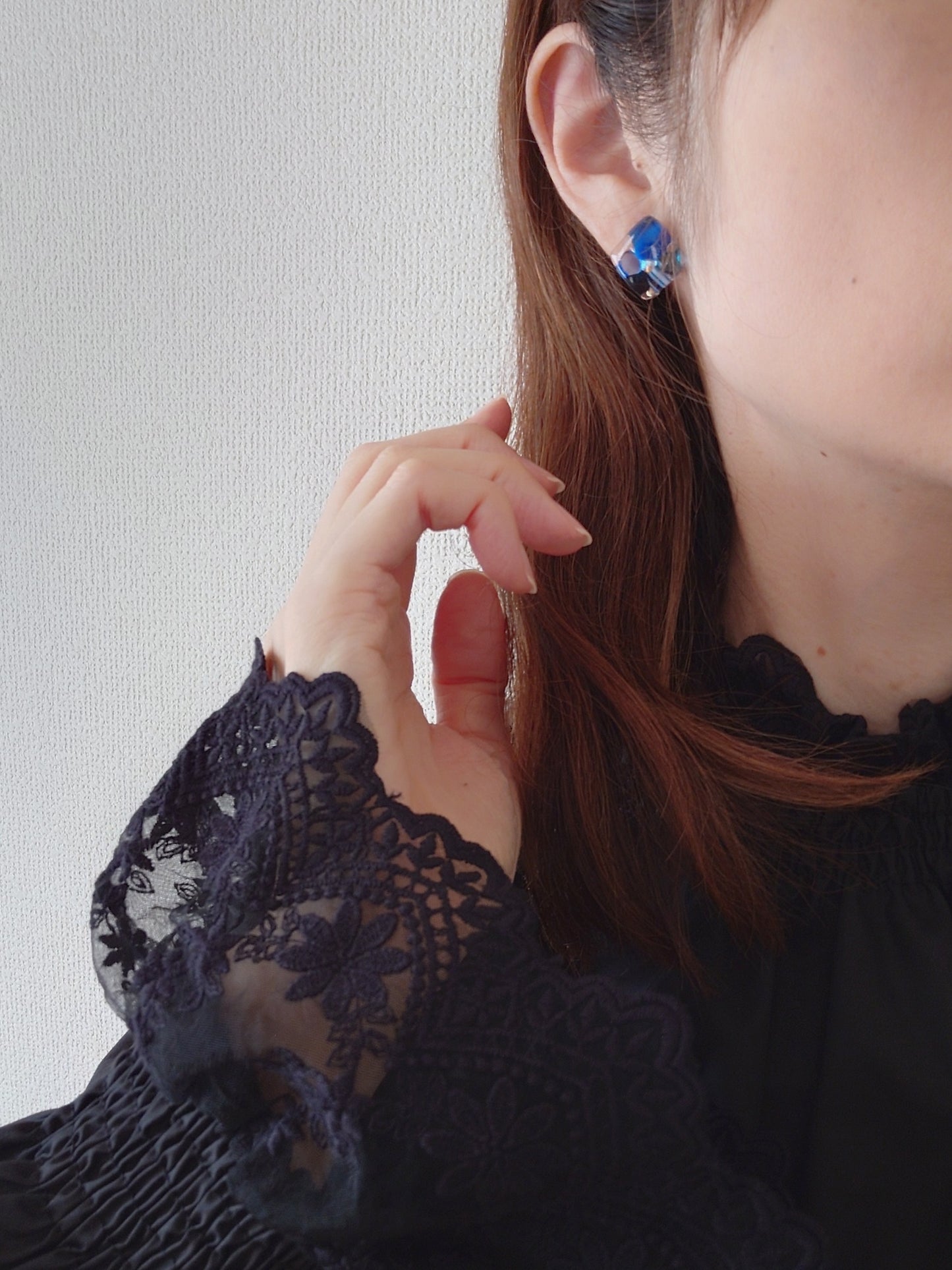 『夜花』square flower ガラスのピアス / イヤリング