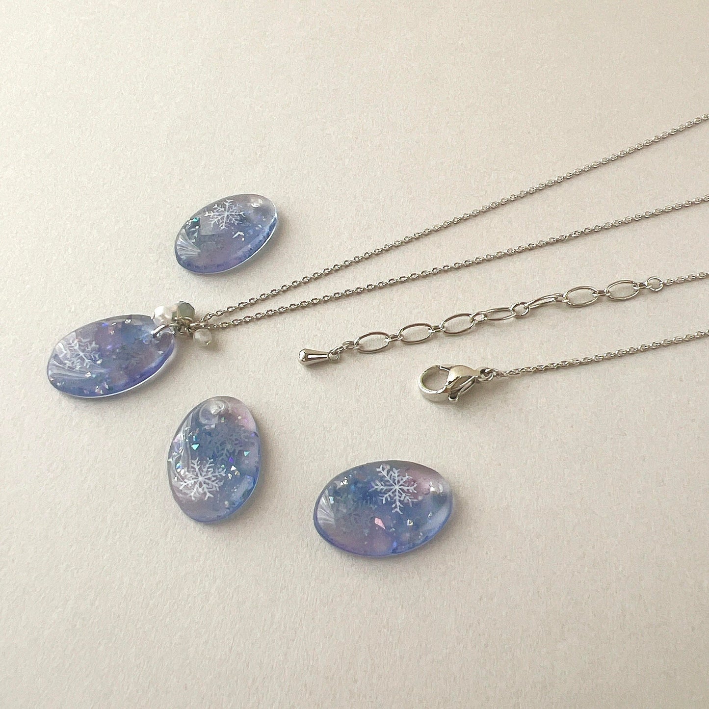 雪舞う冬の空 ネックレス・リング