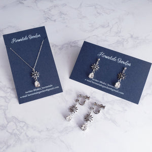 冬限定カラー】星雫のネックレス/ピアス/イヤリング – 宙フェス夜市