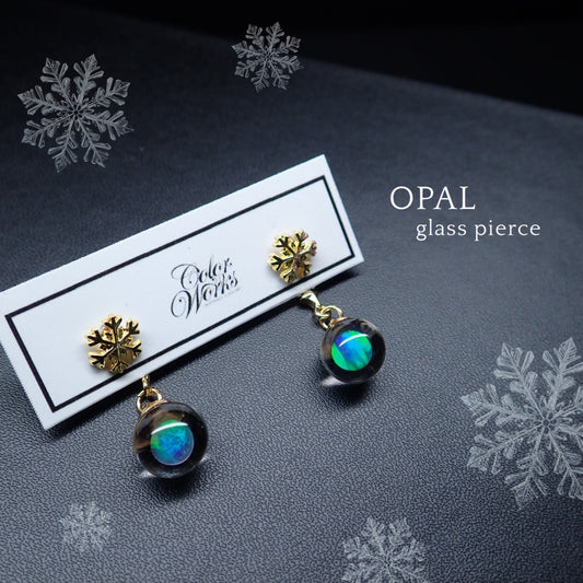 【冬限定】地球 -Star Blue- / オパールピアス /‐Snow‐
