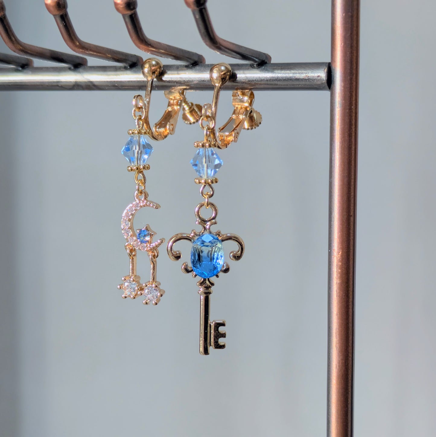 三日月の王室ロイヤルキー