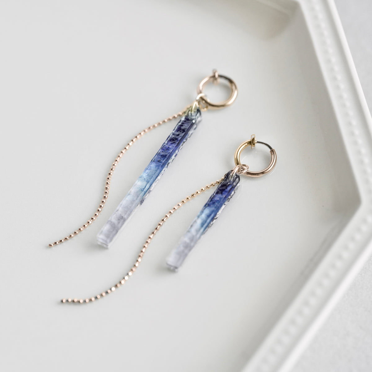 <リバーシブル ピアス/イヤリング> 切子氷柱