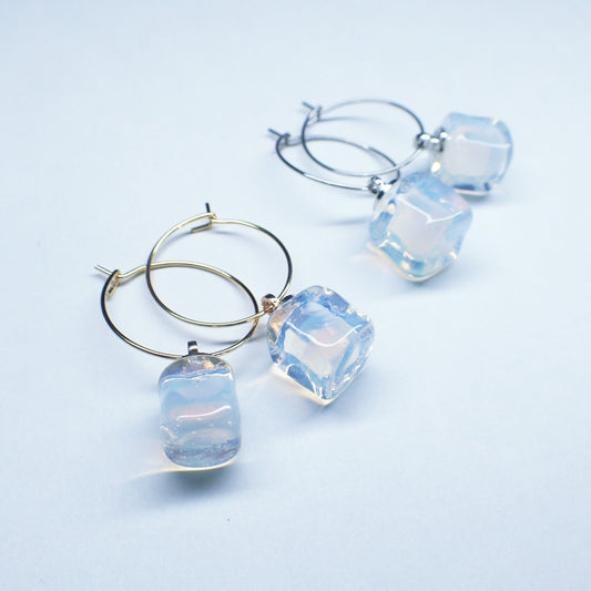 「氷星」ガラスフープピアス