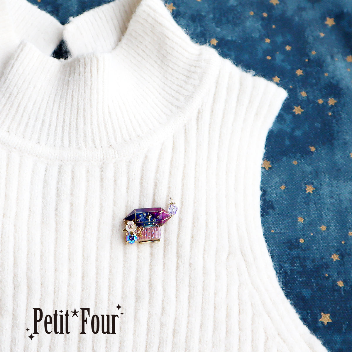 鉱石オルゴールブローチ