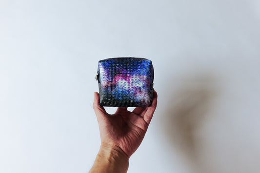 星空を描いた、ボックスポーチ