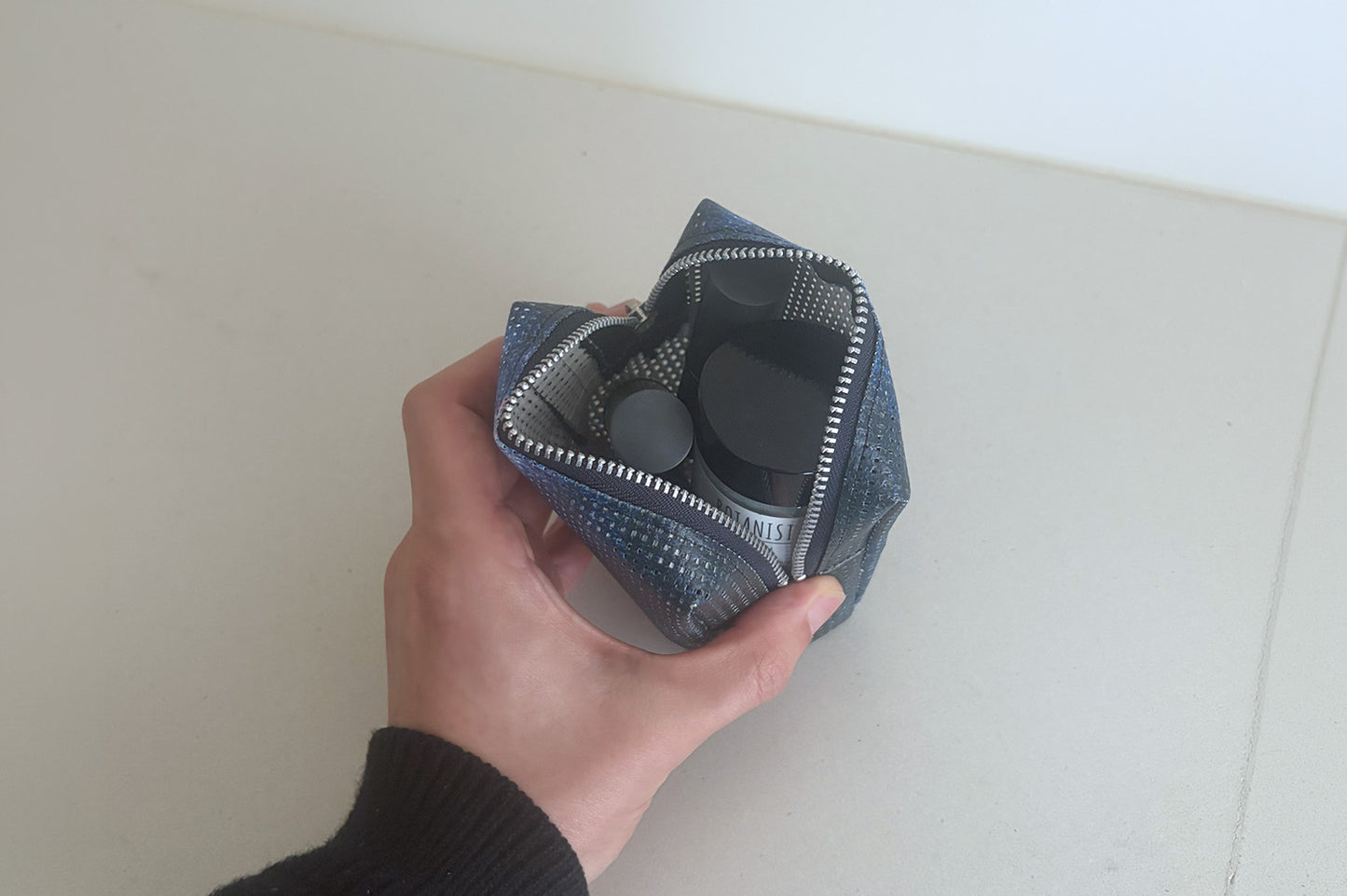 星空を描いた、ボックスポーチ