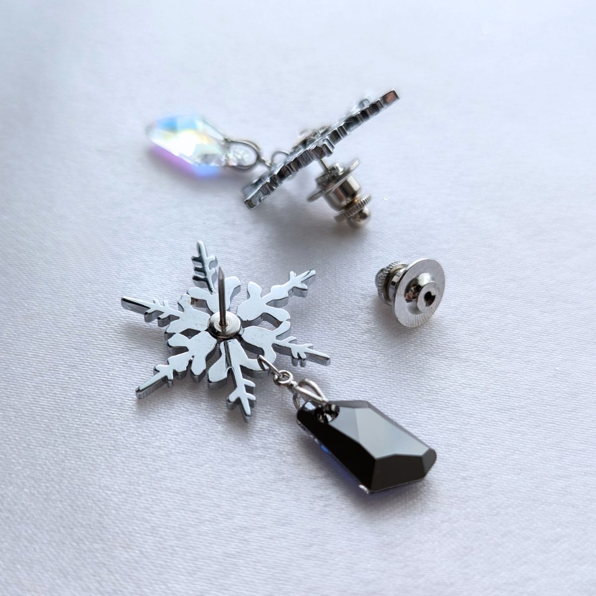 雪夜のKAKERA　ピンブローチ