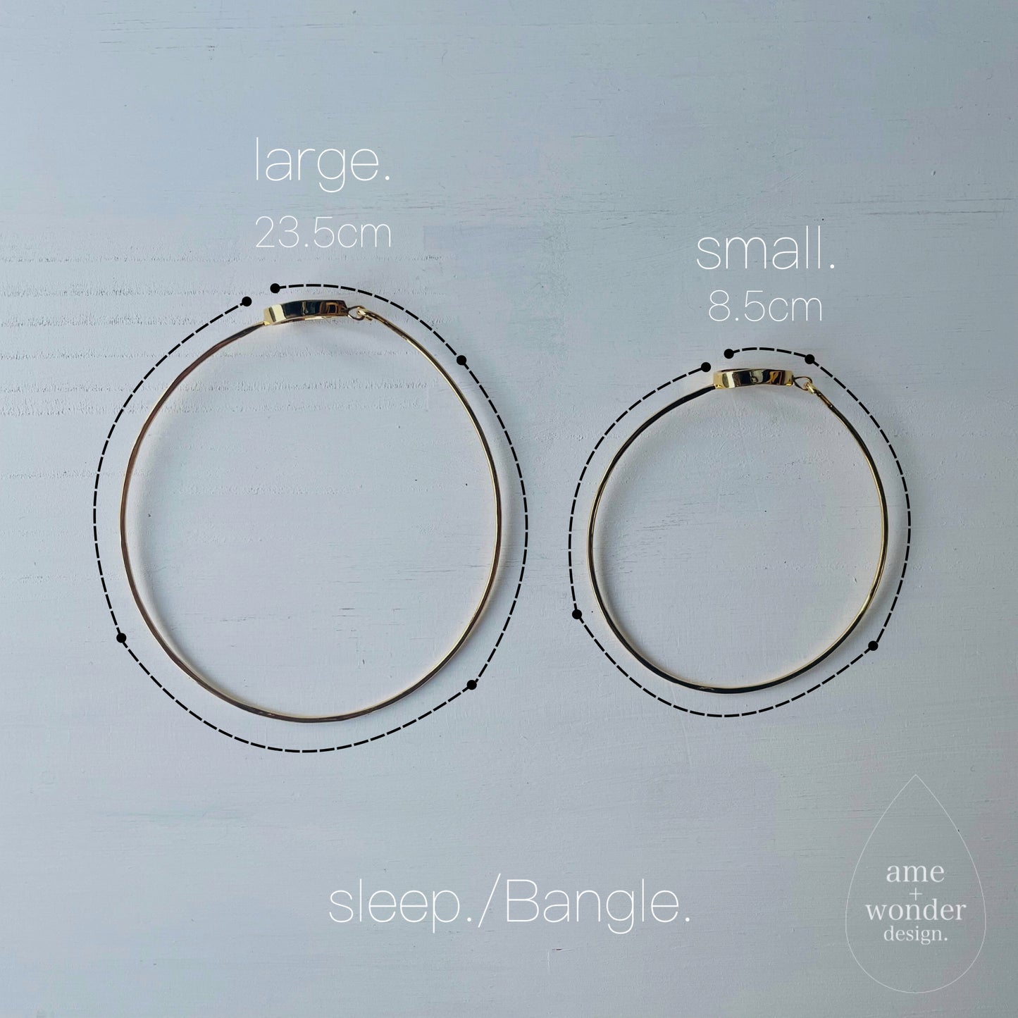 ten ki ame. / Bangle.