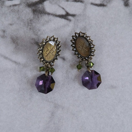 ルーンシャンデリア ピアス/イヤリングB