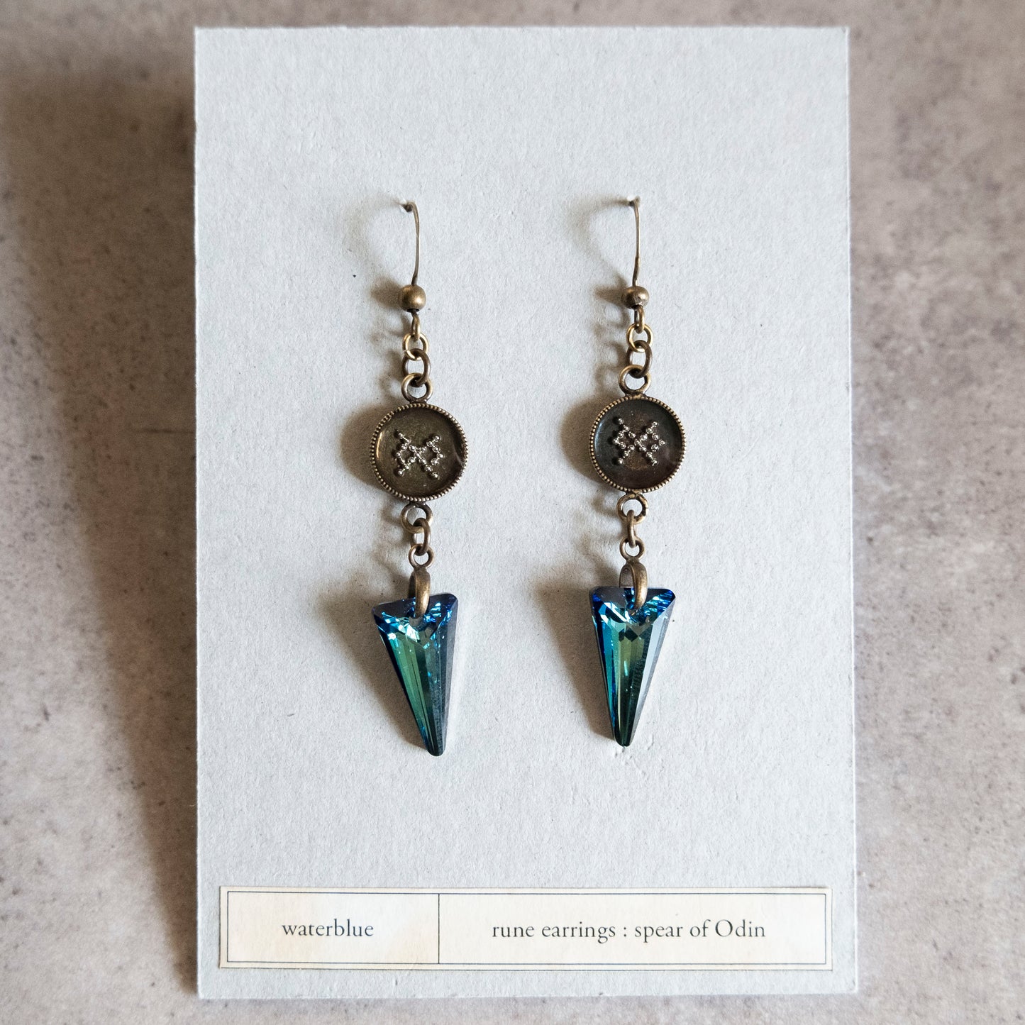 ルーン ピアス/イヤリング