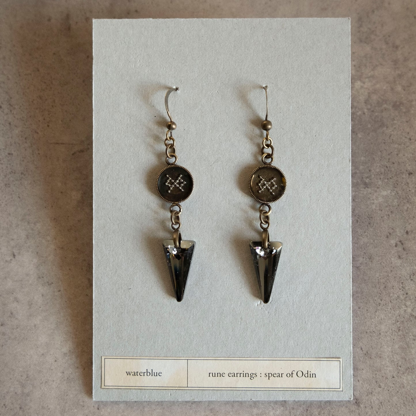 ルーン ピアス/イヤリング