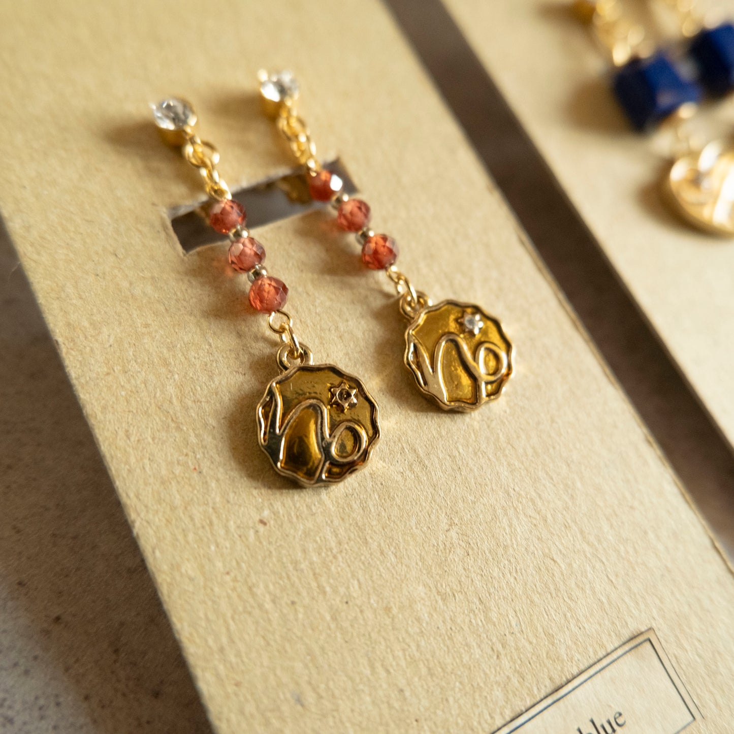 星座のイヤリング