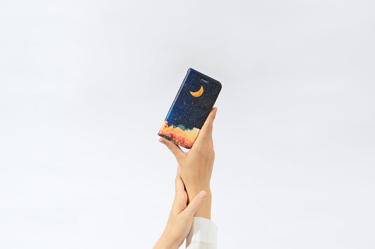 【スマホケース】夜空と三日月の、手帳型スマホケース