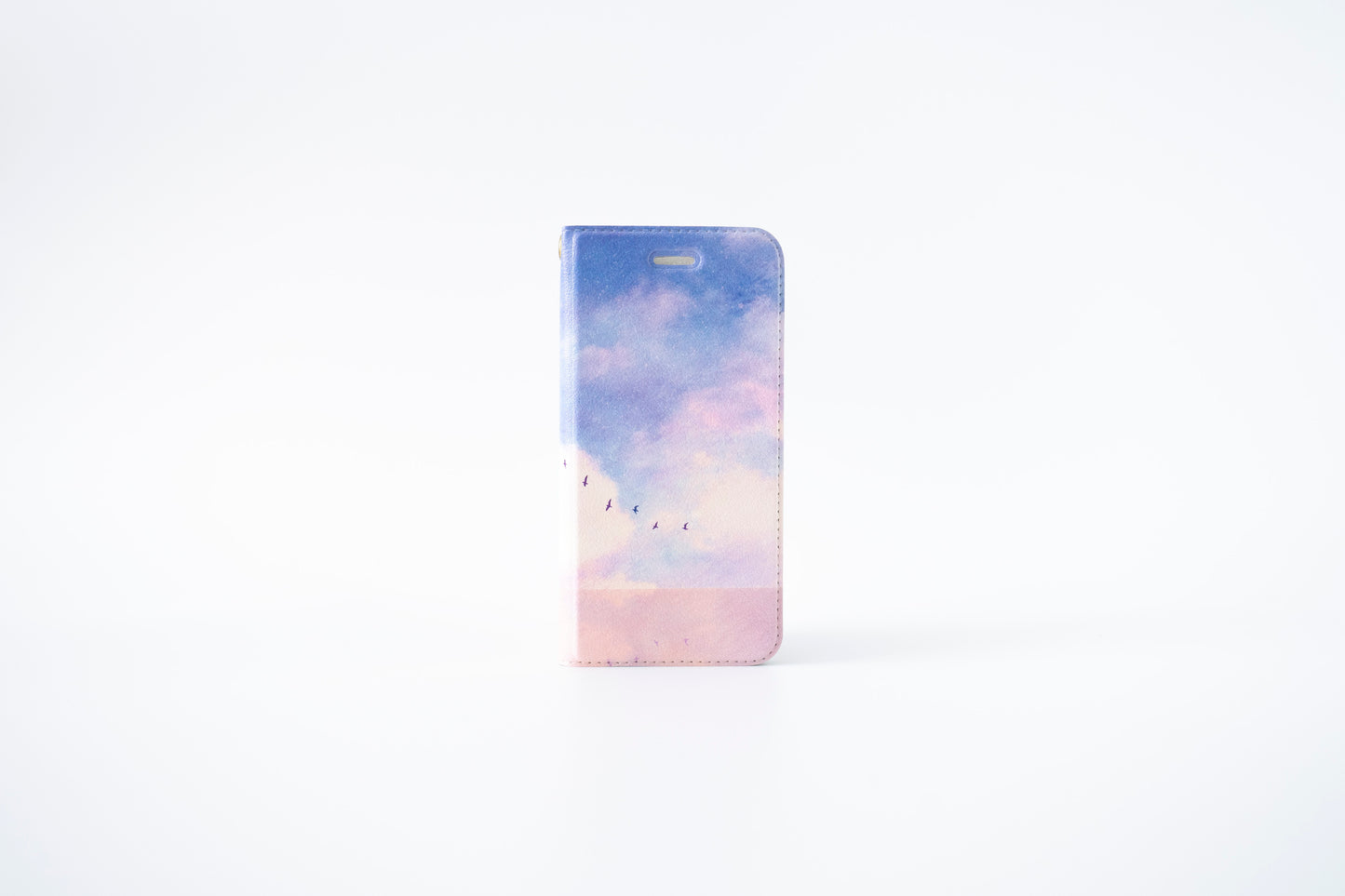 【スマホケース】ピンク色の雲と湖の、手帳型スマホケース