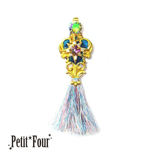 ウィステリアの魔法の箒 ブローチ