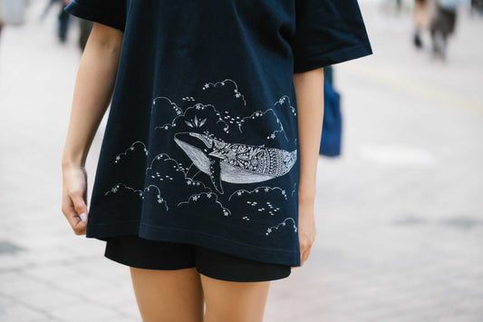 宇宙くじらのTシャツ